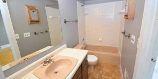 Gorgeous home on corner lot with fenced yard! Gallery 14