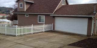 Newer 3 bed, 2 bath Home Near Sheridan Schools Gallery 1