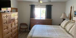 Short term FULLY FURNISHED vacation rental ,3/2 Pool Home on canal Gallery 11