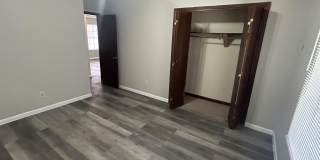 1330 Lake Dr Gallery 7