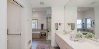 Furnished Bainbridge Island Waterfront Home with Incredible Views Gallery 23