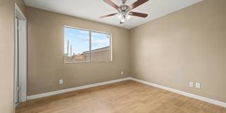 17801 N 8th Drive Gallery 11