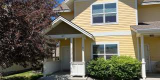 Mid-Term Unfurnished, 3 Bed 2.5 Bath Condo Gallery 1