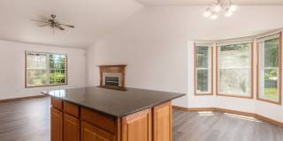 Incredible Updated 3BR Home in Lewis Center! Gallery 8