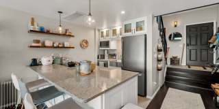 716 1/2 W Argand St Gallery 7