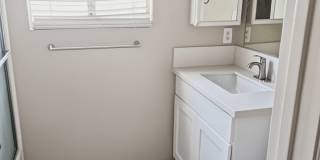 13715 El Rio Lane Gallery 11