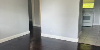 2004 Palafox St. Gallery 14