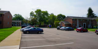 Gale Gardens Apartments Gallery 10