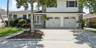 Beautiful Water Front Home Gallery 1