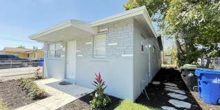 2611 NW 21st Street Gallery 2