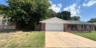 4 bedroom 2 bath Gallery 1
