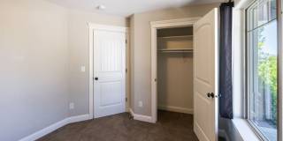 BEAUTIFUL 5 BED 3 BATH HOME IN FIRTH Gallery 22