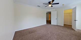 Room for Everyone in This Stunning 6-Bedroom Home! Gallery 21