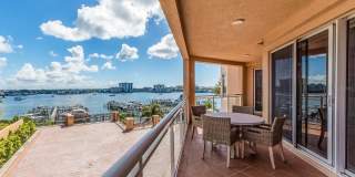 521 MANDALAY AVENUE Gallery 15