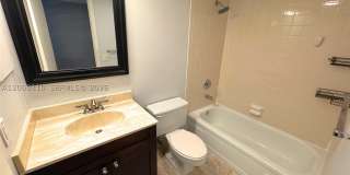 2324 S Cypress Bend Dr Gallery 12