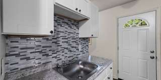 The Oaks Gate City Gallery 7