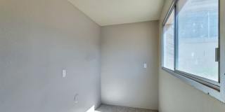6 Bedroom 3.5 Bathroom Tri-Level Home In Tempe close to ASU Gallery 15