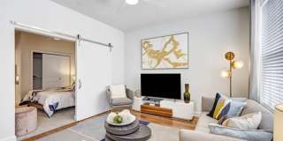 Everly Gallery 11