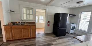 11 Knapp Avenue Gallery 5