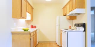 Pine Lake Apartments Gallery 5