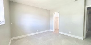1007 W. Prospect Road Gallery 13
