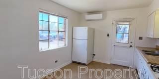 2831 E Adams Street Gallery 16