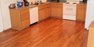 Beautiful 3 Bedroom 2 1/2 Bath Townhome in Tacoma!!! Gallery 8