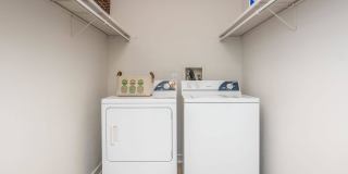 Nob Hill Apartments Gallery 30