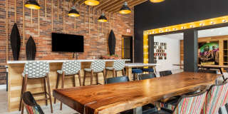 Troubadour Gallery 132