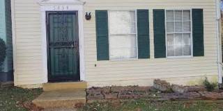 Discover a stunning 3-bedroom, 2.5-bathroom end unit Renovated townhome in Suitland Gallery 1