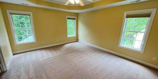 Spacious South Durham House Gallery 25