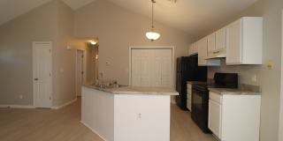 Remodeled Duplex Rent ready! Gallery 5