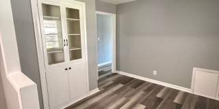 4 bedroom/1 bath/detached storage building Gallery 11