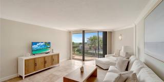 1480 Ocean Drive Gallery 4