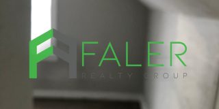 Huge Yard and Charming Home! Gallery 13