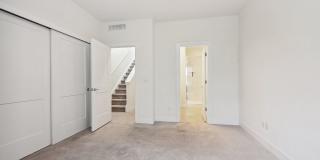 Great Townhome, Perfect Location! License #2023-BFN-0071747 Gallery 16