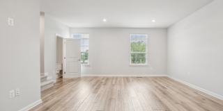 Lukas Park, Over 2000 Square Feet, Nearly New Build... Everything you want all in one! Come see for yourself! Gallery 9