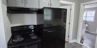 938 S Hiram - 3 Bedroom, 1 Bathroom Home with 1 Car Garage - $995 Gallery 3