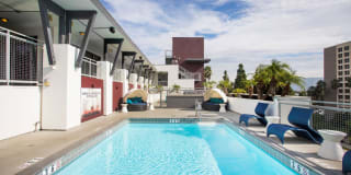 Living at NoHo Gallery 12