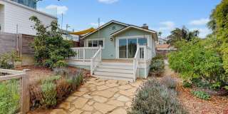 2 Bedroom Cottage Just Blocks from the Beach in Ocean Beach 2 Bedroom Cottage Just Blocks from the Beach in Ocean Beach Gallery 1