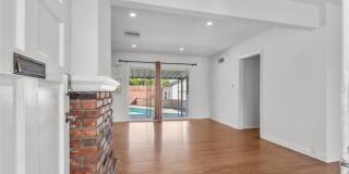 19349 Friar Street Gallery 3