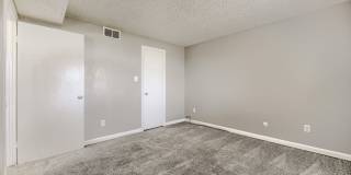 Parkwood Plaza Gallery 25