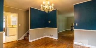326 Lincoln Ave Gallery 10