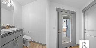 New 3 Bed/2.5 Bath Townhome in Medford Gallery 9