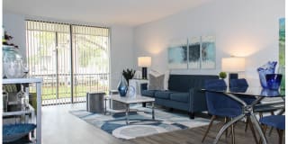 2500 Inverrary Gallery 13