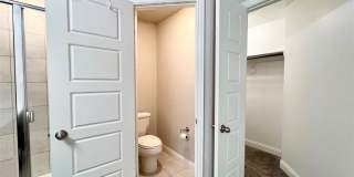 5000-5002 Villas Drive Gallery 20