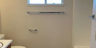 250 S Wood Ave Gallery 5