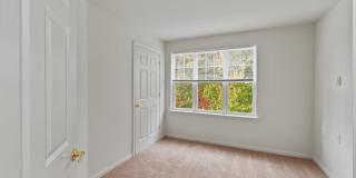 River Point Apartments - Senior Housing Gallery 28