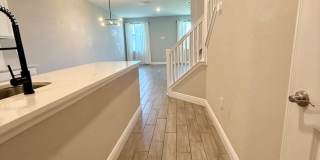 Heritage Oaks gated community 3/2.5/2 Townhome Gallery 6