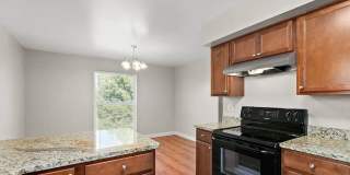 Spacious Centennial Condo Gallery 7